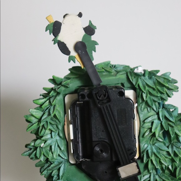 RARE Vintage CADONA giant panda bear Quartz clock - Picture 6 of 14